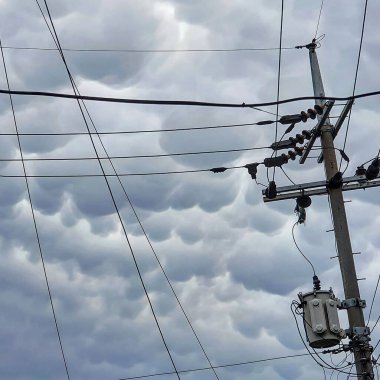 Gökyüzündeki beyaz bulutlar