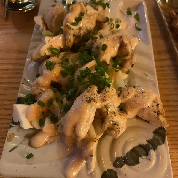 sebzeli tavuk ve sos.