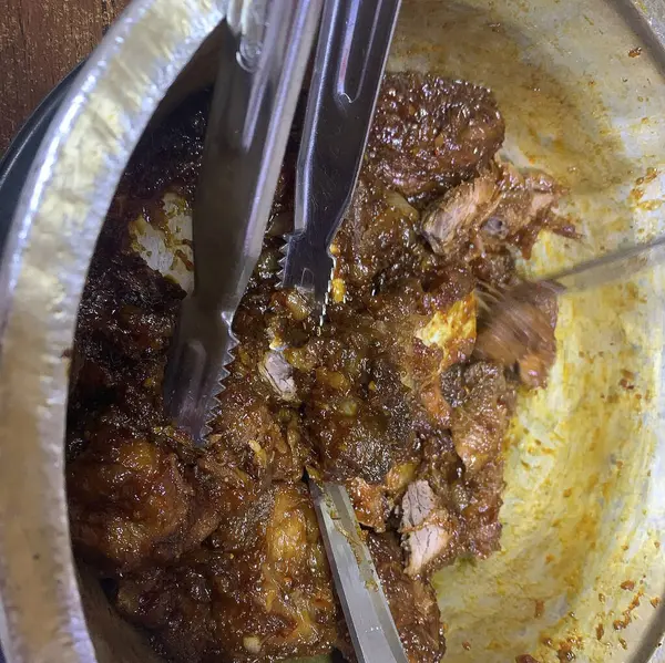 Lezzetli Asya yemeklerinin yakın görüntüsü