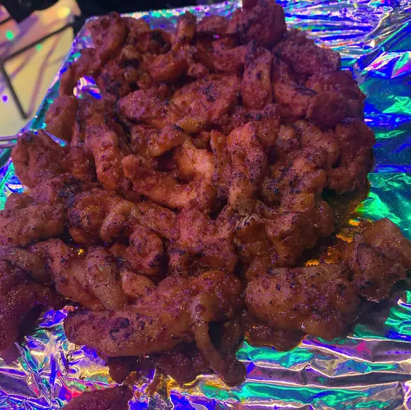 Lezzetli Asya yemeklerinin yakın görüntüsü