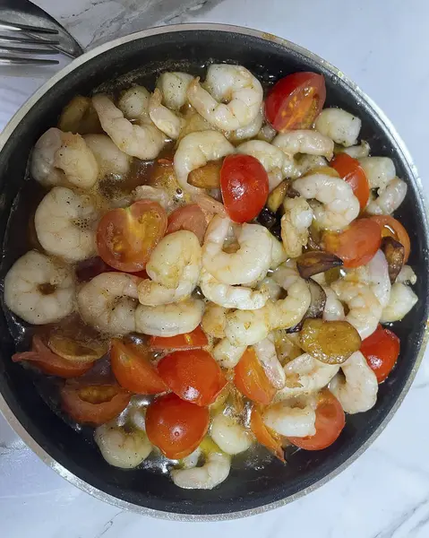 Sebzeli kızarmış pirinç