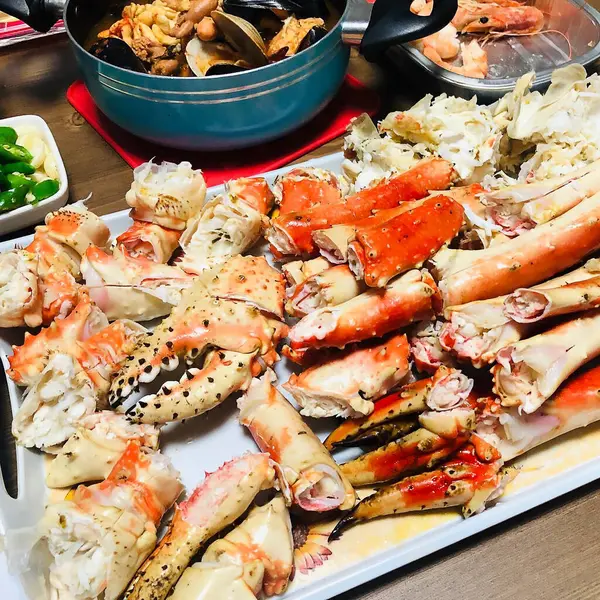 Lezzetli Asya yemeklerinin yakın görüntüsü