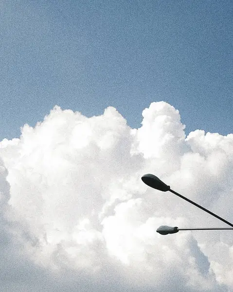 Gökyüzündeki bulutlar