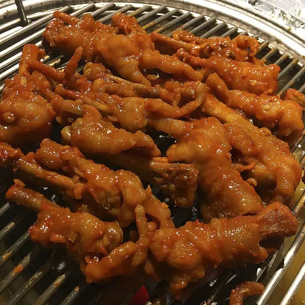 Lezzetli Asya yemeklerinin yakın görüntüsü