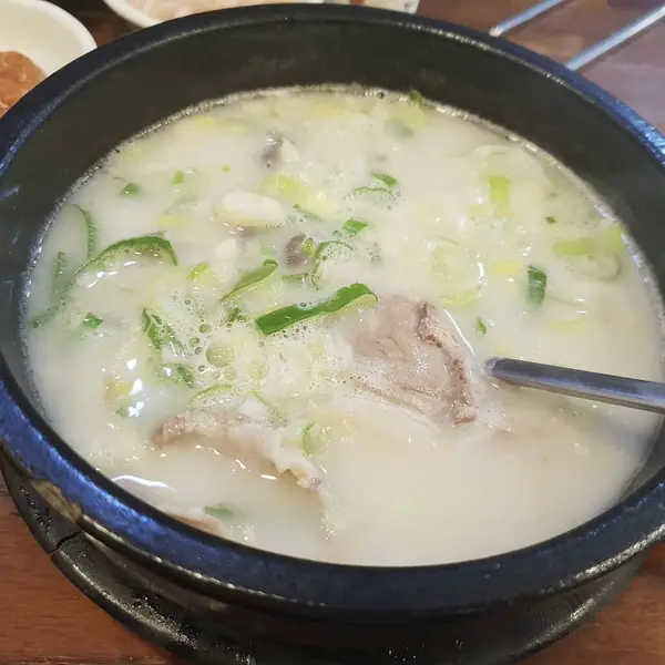 Çorbanın mutfak fotoğrafı.