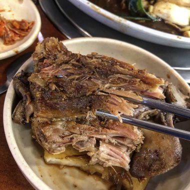 Lezzetli Asya yemeklerinin yakın görüntüsü