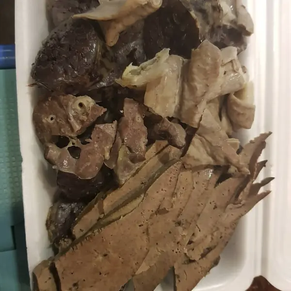 Lezzetli yemeklerin yakın plan çekimi.