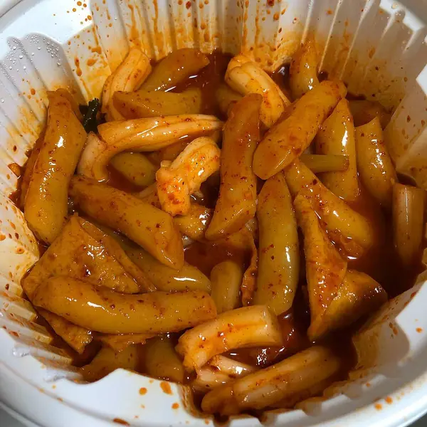 Lezzetli Asya yemeklerinin yakın görüntüsü