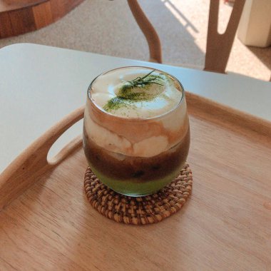 Lezzetli Asya yemeklerinin yakın görüntüsü