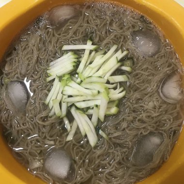 Lezzetli Asya yemeklerinin yakın görüntüsü