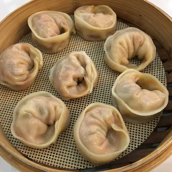 Lezzetli Asya yemeklerinin yakın görüntüsü