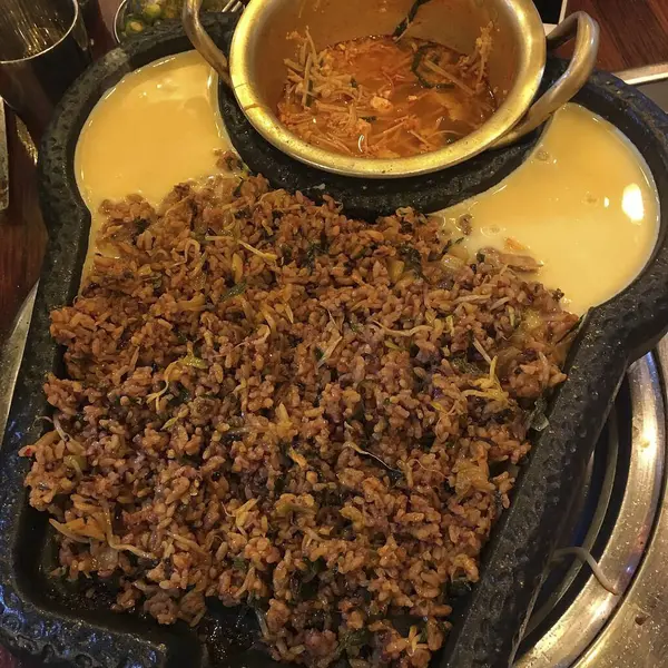 Lezzetli yiyeceklere yakın.