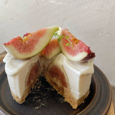 Lezzetli kek çilek ve çikolata