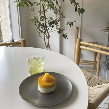 Lezzetli Asya yemeklerinin yakın görüntüsü