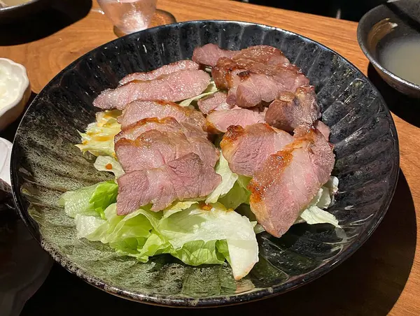 Lezzetli Asya yemeklerinin yakın görüntüsü