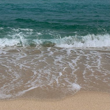 Deniz dalgaları Beach
