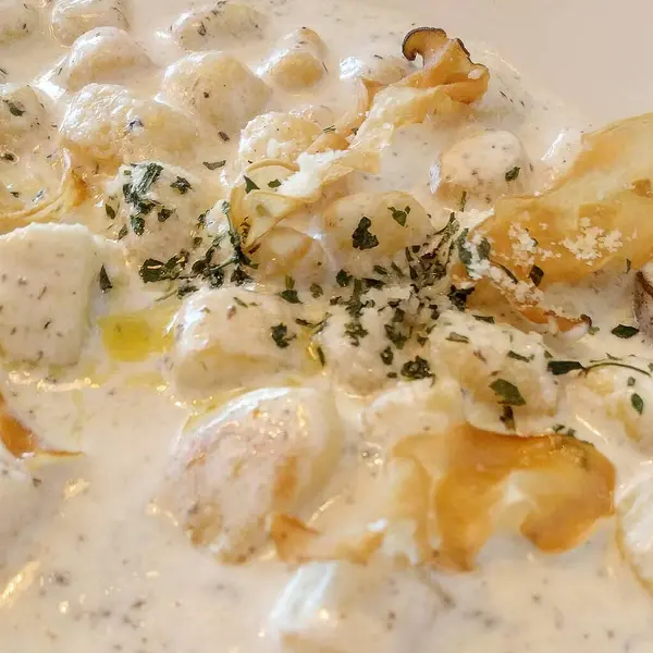 Lezzetli yiyeceklere yakın.