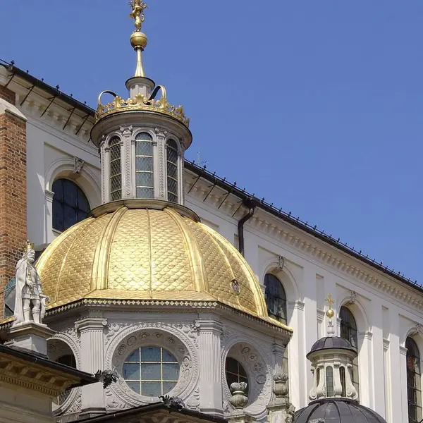 St. Peter 'ın Kiev' deki kilisesi.