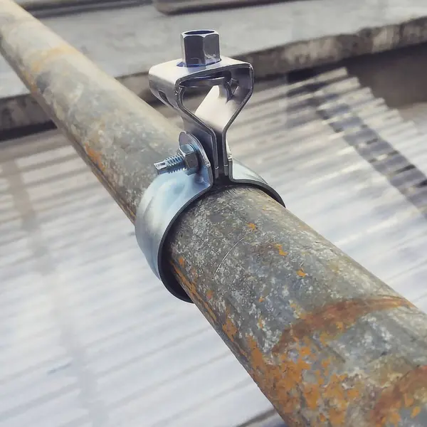 çelik borular ve valf