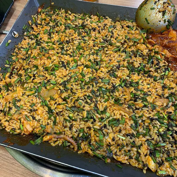 Lezzetli Asya yemeklerinin yakın görüntüsü