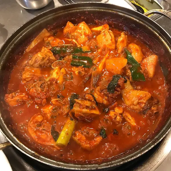 Lezzetli Asya yemeklerinin yakın görüntüsü