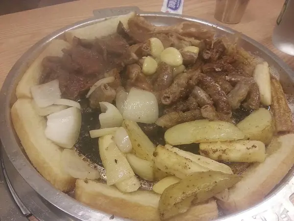 Lezzetli Asya yemeklerinin yakın görüntüsü