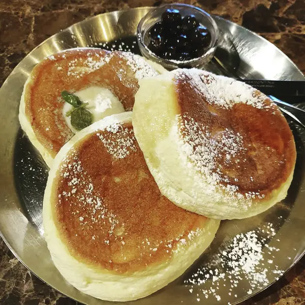 Tereyağlı ve şekerli gözleme