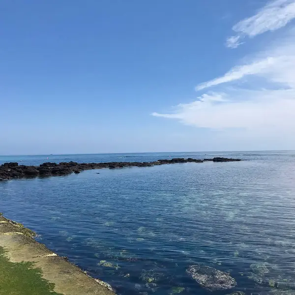 Deniz manzarası çok güzel. Doğa