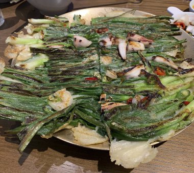 Lezzetli Asya yemeklerinin yakın görüntüsü