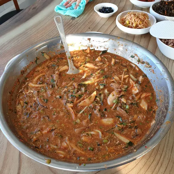 Lezzetli Asya yemeklerinin yakın görüntüsü