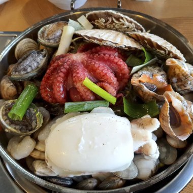 Lezzetli deniz ürünleri, taze deniz ürünleri.