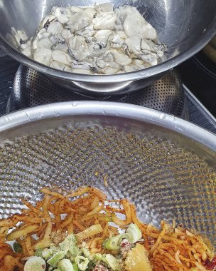 Lezzetli Asya yemeklerinin yakın görüntüsü