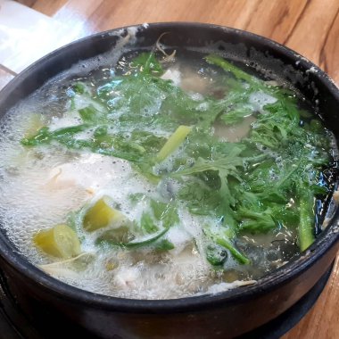 Lezzetli Asya yemeklerinin yakın görüntüsü