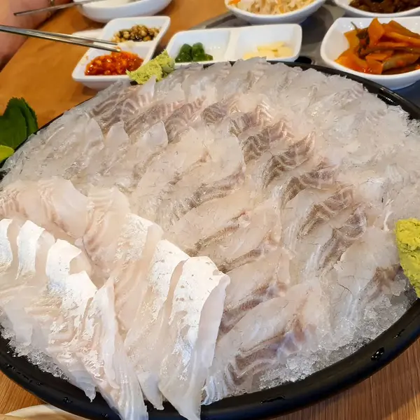 Lezzetli Asya yemeklerinin yakın görüntüsü