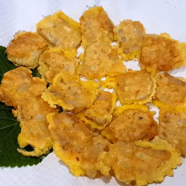 kızarmış balık patates ile