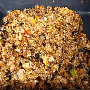 Fırında tavuklu pilav.