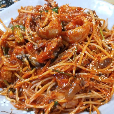 Sebzeli kızarmış karides