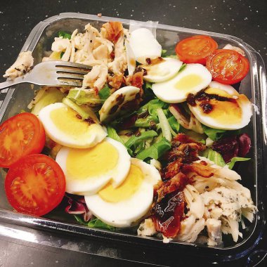 salad with chicken, vegetables and eggs