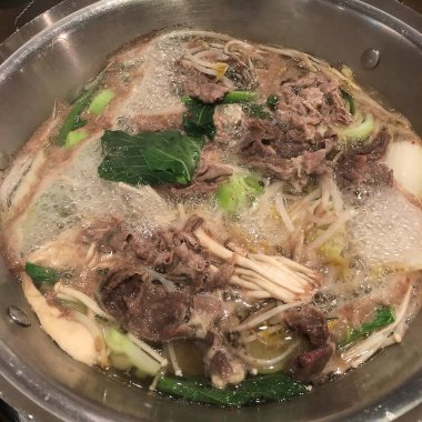 Lezzetli Asya yemeklerinin yakın görüntüsü