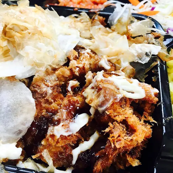 Lezzetli bir yiyeceğe yakın.