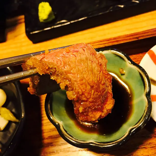 Lezzetli Asya yemeklerinin yakın görüntüsü