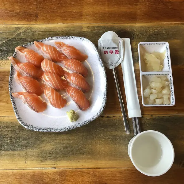 Somonlu taze balık.