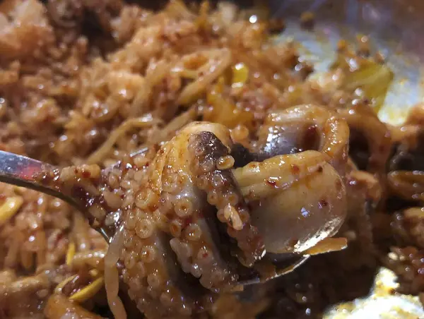 Lezzetli Asya yemeklerinin yakın görüntüsü