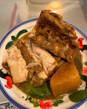 Lezzetli Asya yemeklerinin yakın görüntüsü