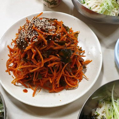 Kore usulü sığır eti turşusu.