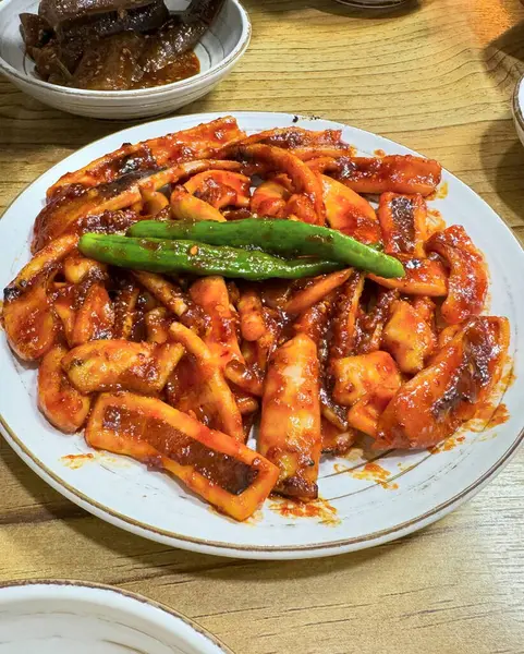 Lezzetli Asya yemeklerinin yakın görüntüsü