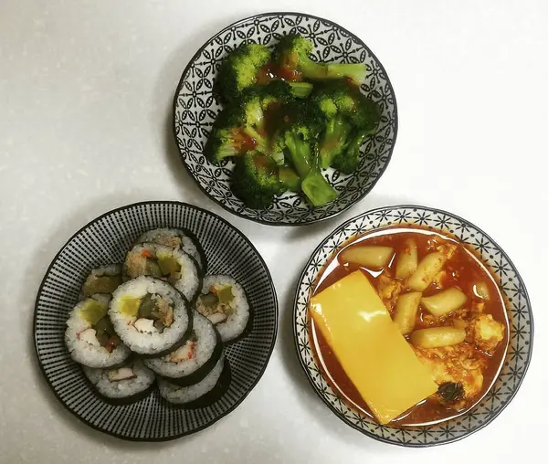 Bir yemeğin mutfak fotoğrafı.