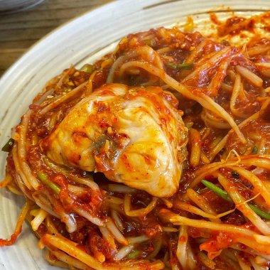 Kore geleneksel baharatlı Kore kimchi 'si, Kore yemeği.