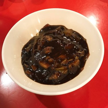 Lezzetli Asya yemeklerinin yakın görüntüsü