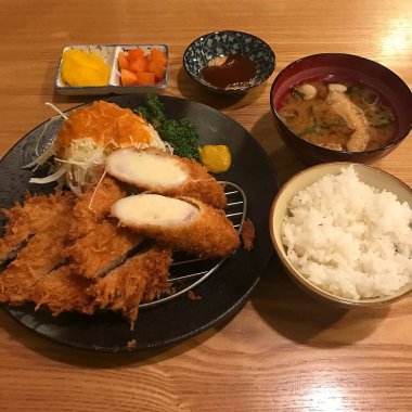 Kızarmış balığın mutfak fotoğrafı.